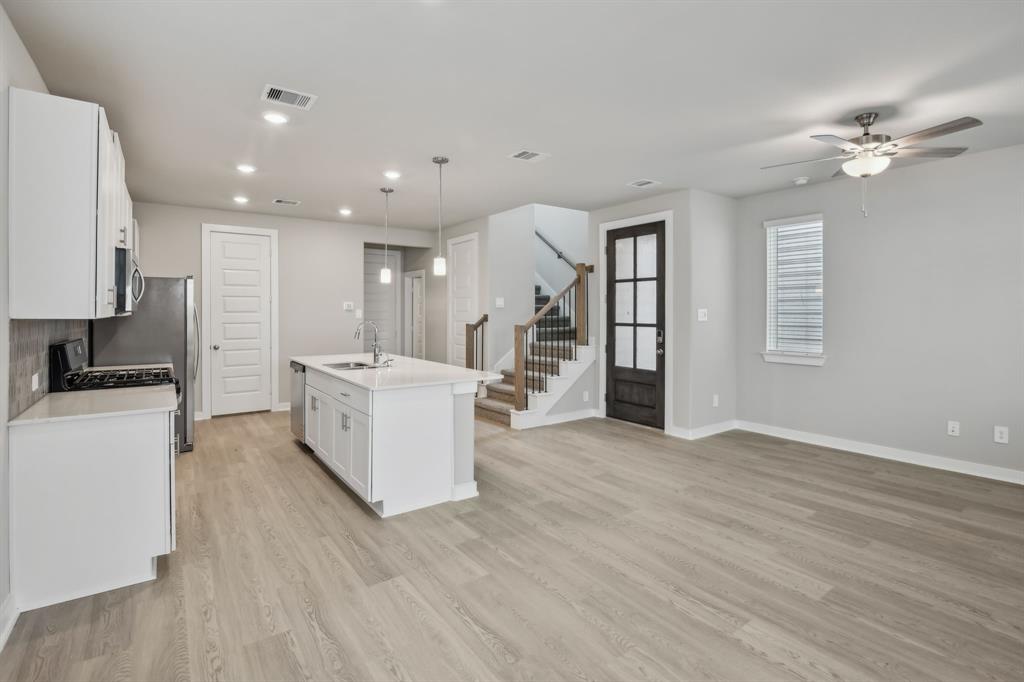 10021 Rustic Charm Street, Houston, Texas image 14