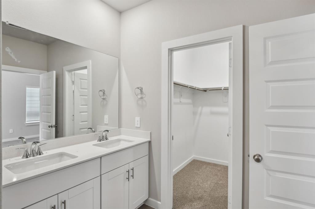 10021 Rustic Charm Street, Houston, Texas image 42