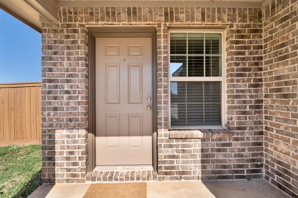 5402 Logan Dale Drive, Brookshire, Texas image 3