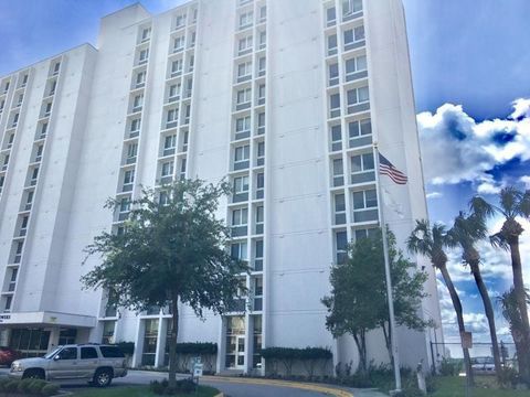 Photo of 1400 Lebaron Ave Ave, Jacksonville, FL 32207 (MLS # 20928468)