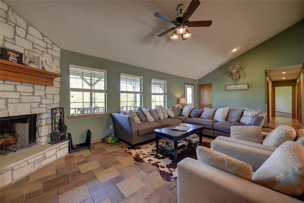 515 E St Loop 543, West Point, Texas image 18