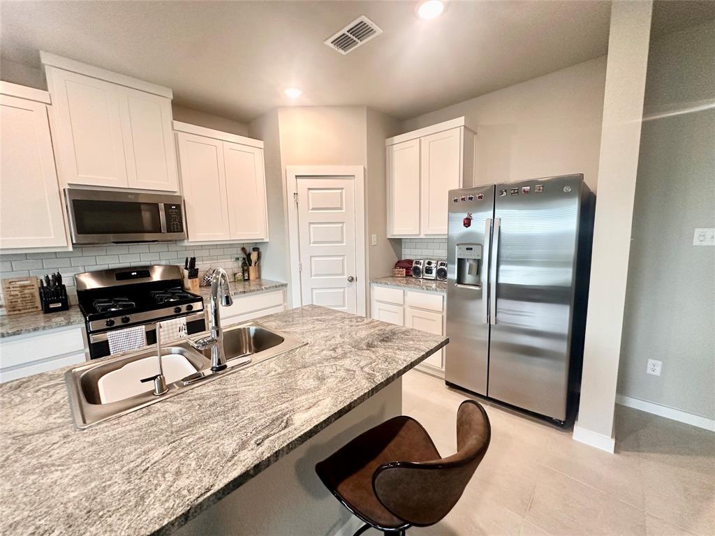 7415 Bristlegrass Colony Court, Cypress, Texas image 9