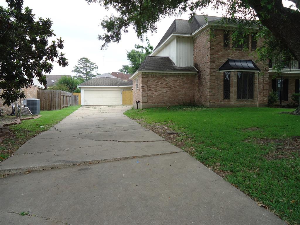 3823 Kiamesha Drive