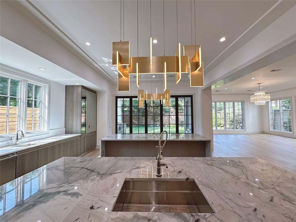 3818 Drake Street, Houston, Texas image 12