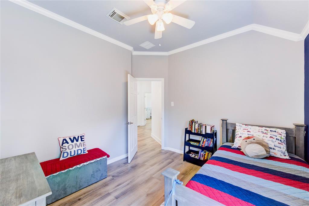 12006 Bright Landing Court, Pearland, Texas image 18