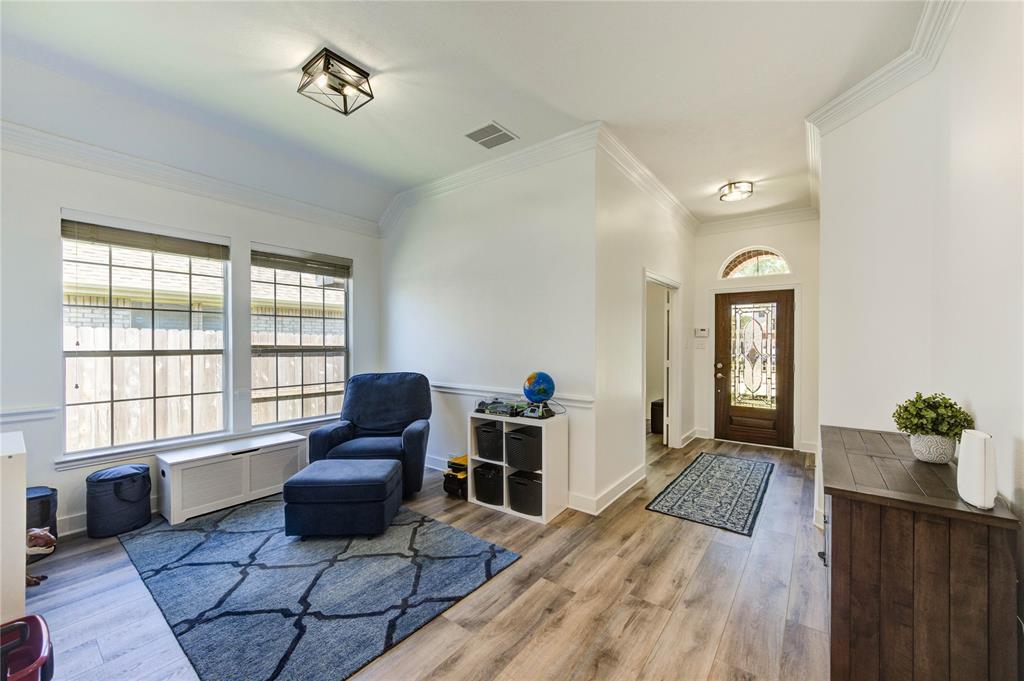 12006 Bright Landing Court, Pearland, Texas image 3