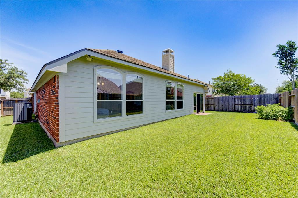 12006 Bright Landing Court, Pearland, Texas image 26