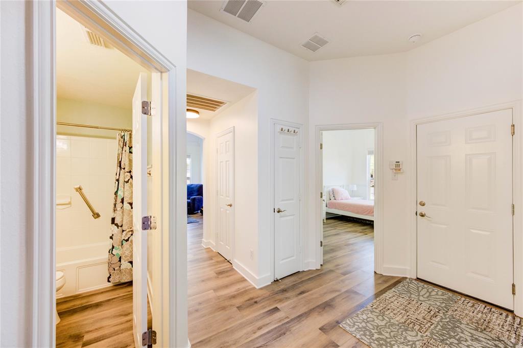 12006 Bright Landing Court, Pearland, Texas image 21