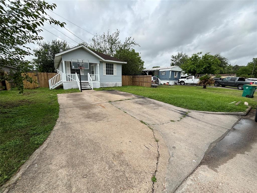 2508B West Holly Ave