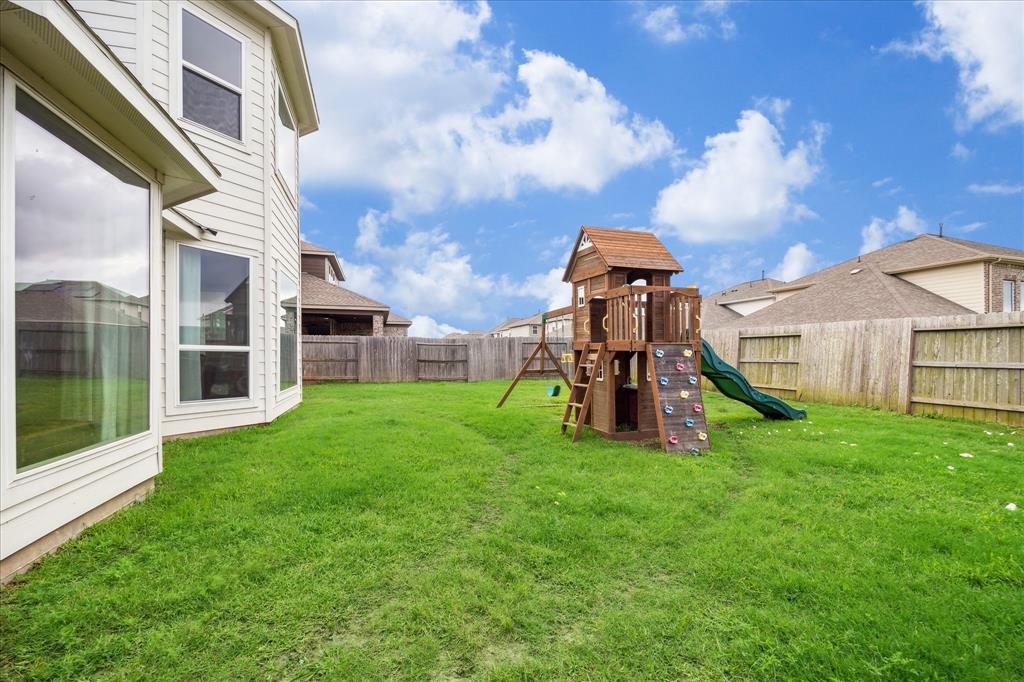 32943 Franklin Brooks Drive, Brookshire, Texas image 27