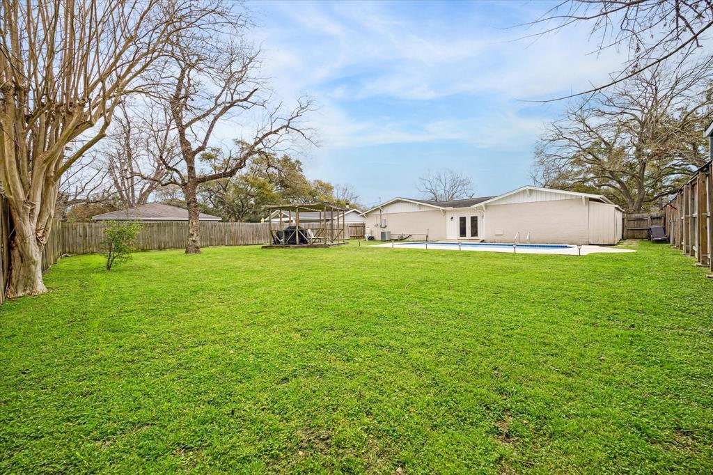 15818 Acapulco Drive, Jersey Village, Texas image 18
