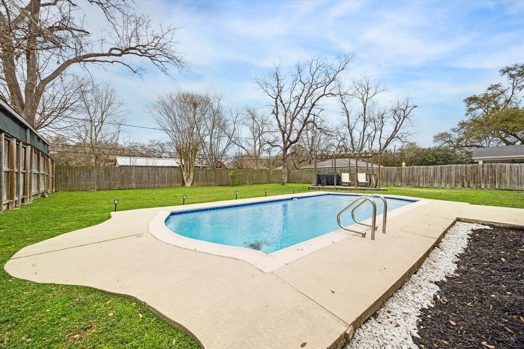 15818 Acapulco Drive, Jersey Village, Texas image 1