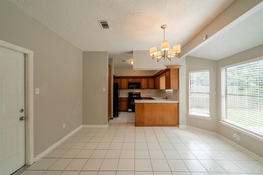 18927 Sandia Pines Drive, Humble, Texas image 6