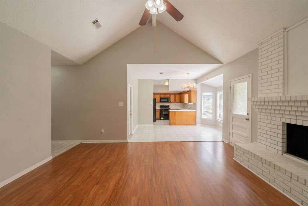 18927 Sandia Pines Drive, Humble, Texas image 3