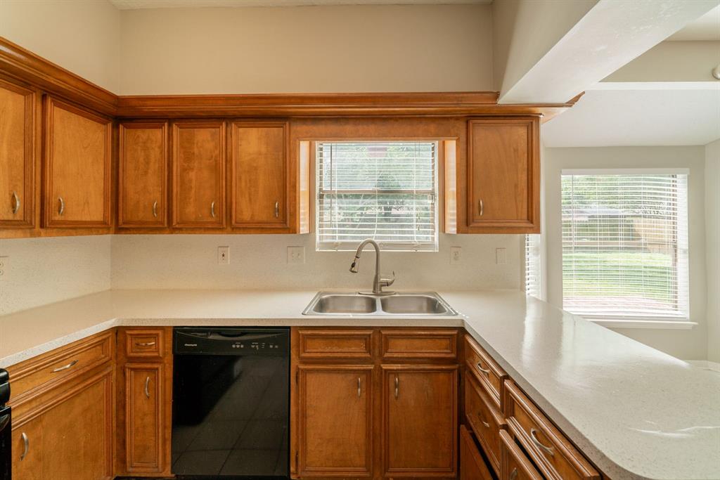 18927 Sandia Pines Drive, Humble, Texas image 8