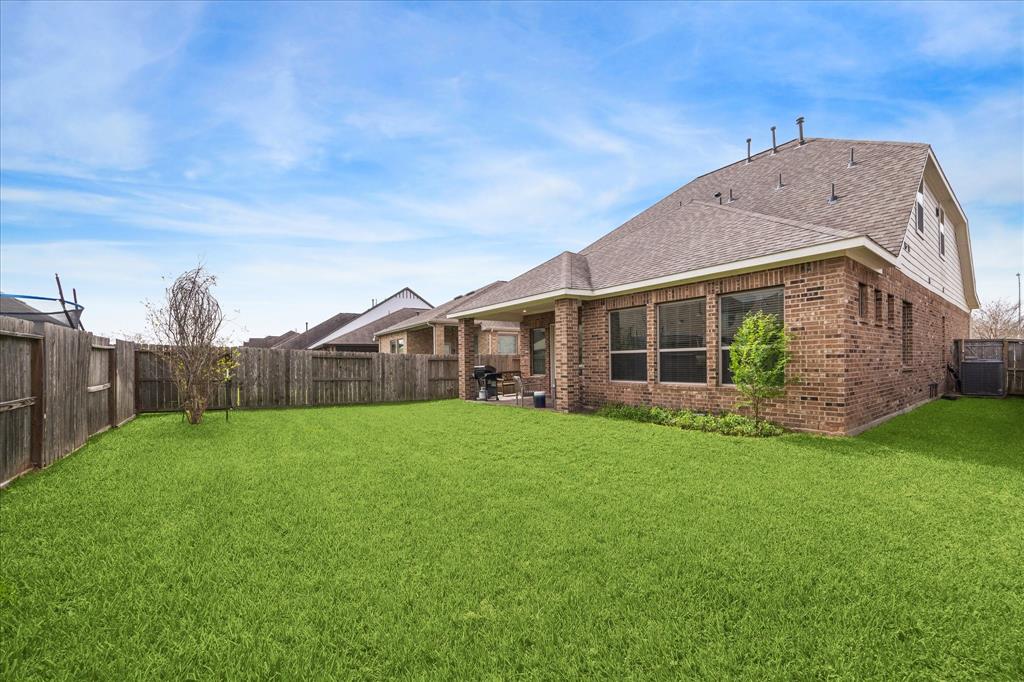 2522 Duke Heights Lane, Missouri City, Texas image 40