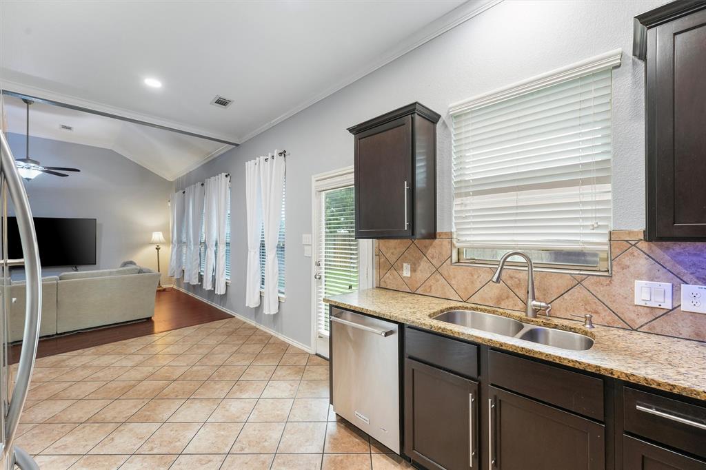 18334 Tacoma Ridge Drive, Tomball, Texas image 14
