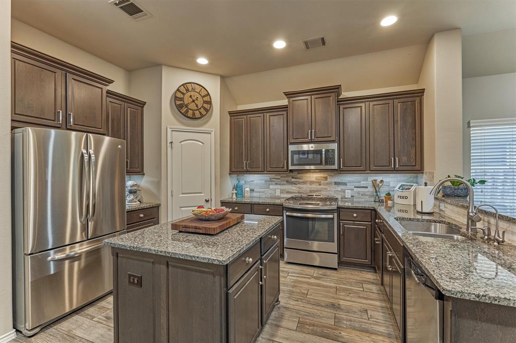 110 Mayhaven Court, Montgomery, Texas image 10