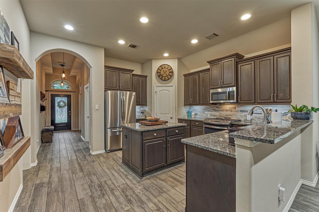 110 Mayhaven Court, Montgomery, Texas image 9