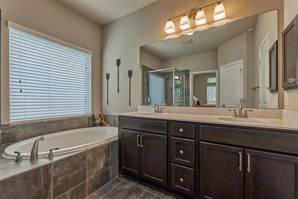110 Mayhaven Court, Montgomery, Texas image 23