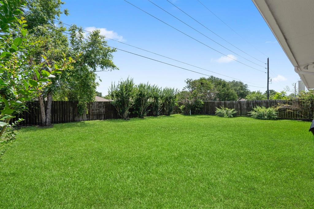19030 Piney Way Drive, Tomball, Texas image 27
