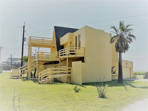 Single Family Residence in Surfside Beach TX 131 Point Lafitte Court.jpg