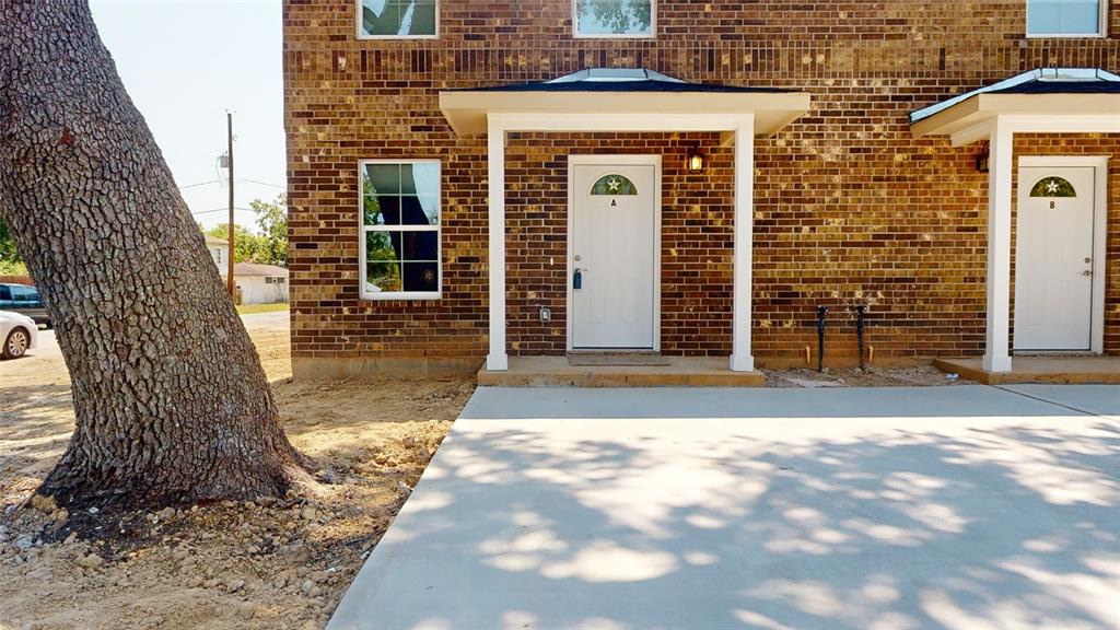 302 Georgia Street A-B