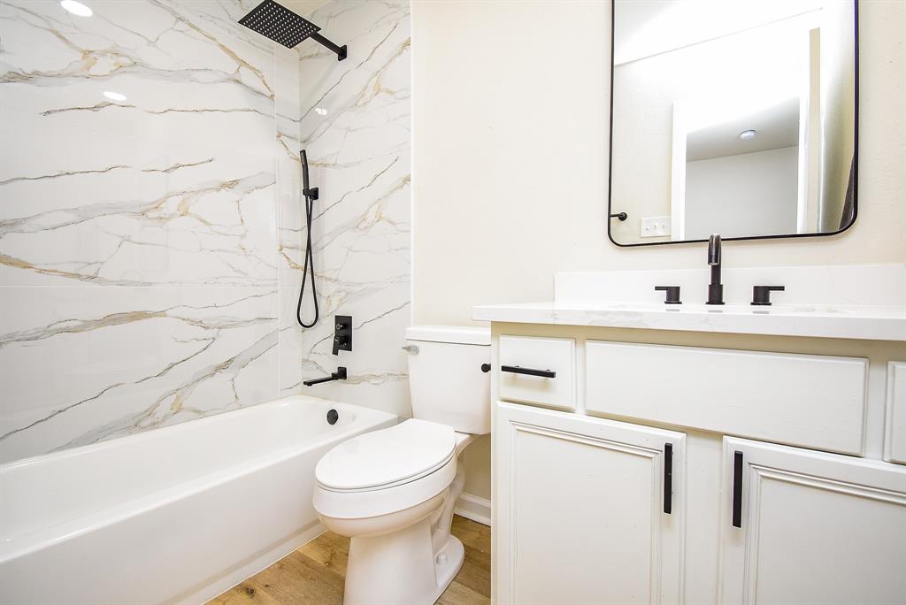7227 La Granada Drive, Houston, Texas image 23