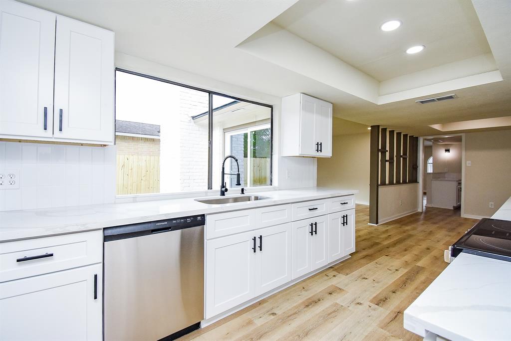 7227 La Granada Drive, Houston, Texas image 16