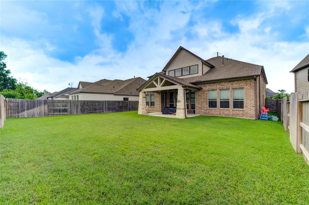 630 Cibolo Creek Drive, Conroe, Texas image 30