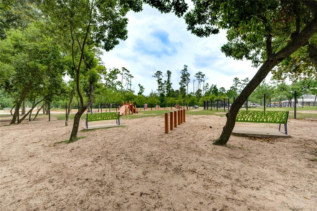 630 Cibolo Creek Drive, Conroe, Texas image 36