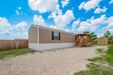 Photo of 929 Road 5806, Cleveland, TX 77327 (MLS # 35408905)
