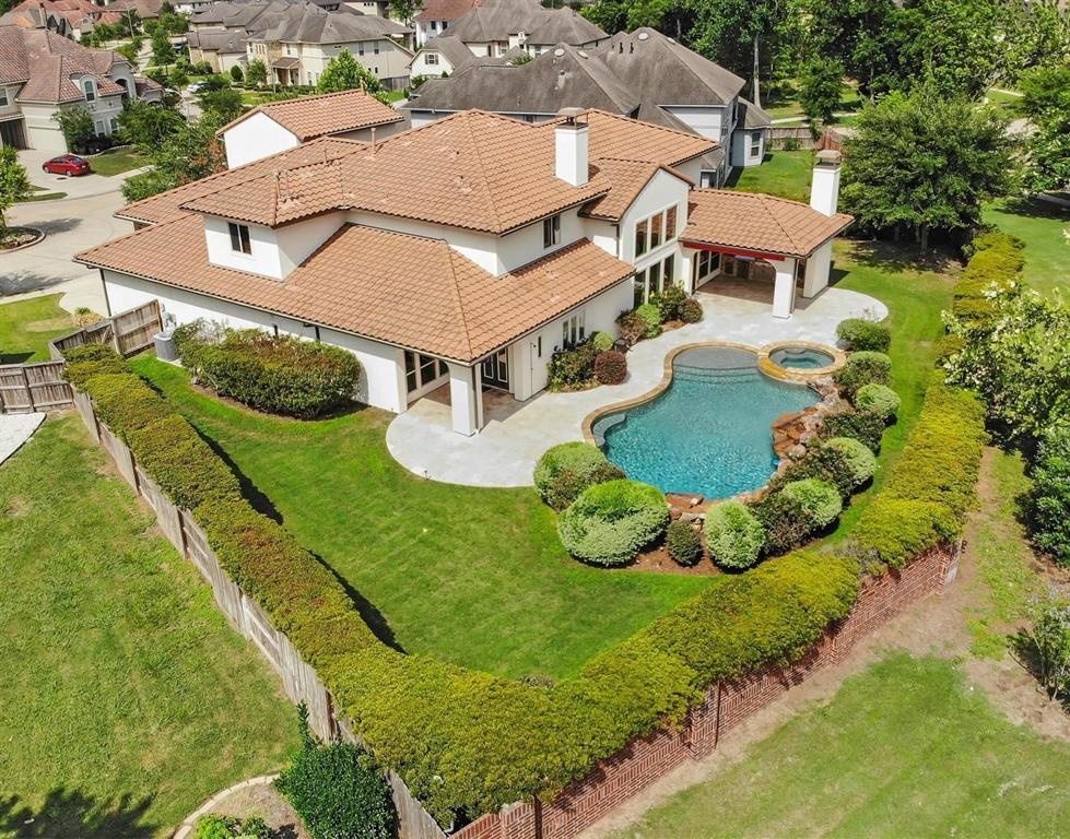 6307 Kennedy Hills Court, Sugar Land, Texas image 2