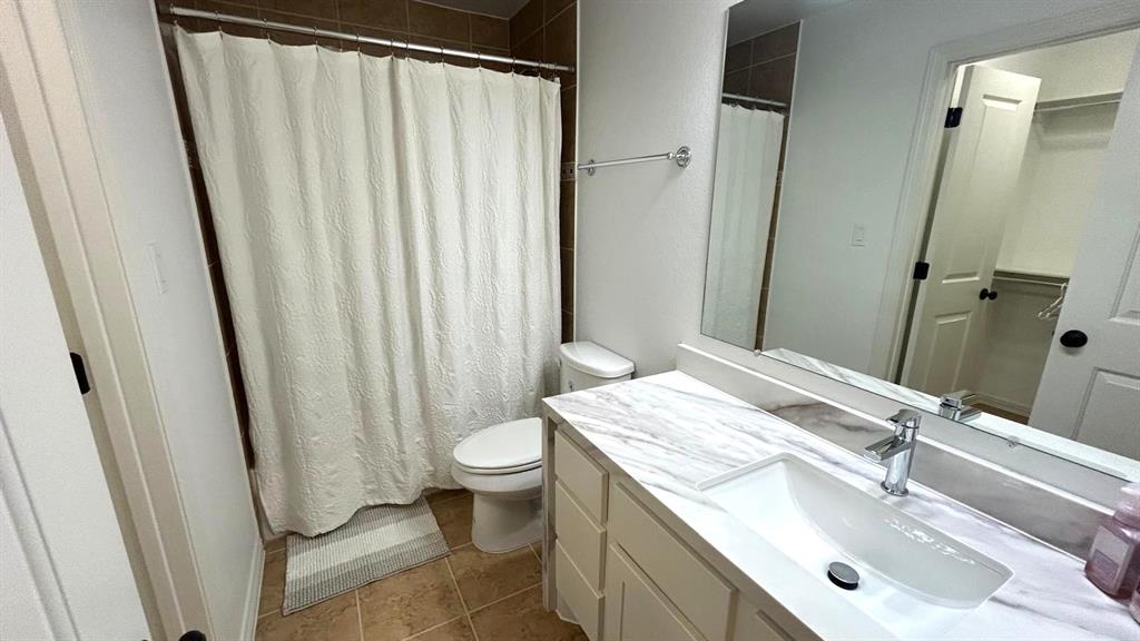 6307 Kennedy Hills Court, Sugar Land, Texas image 37