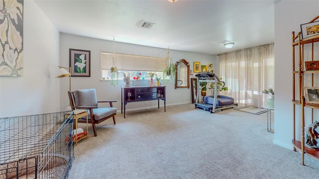 975 Larkspur Lane, Beaumont, Texas image 18