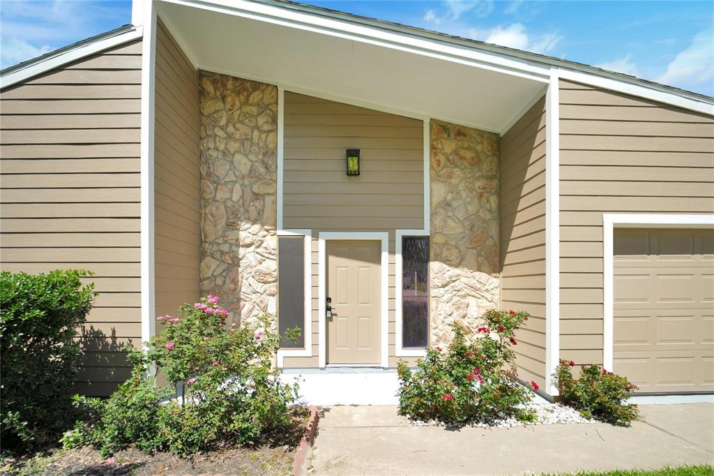 964 Lake View Drive