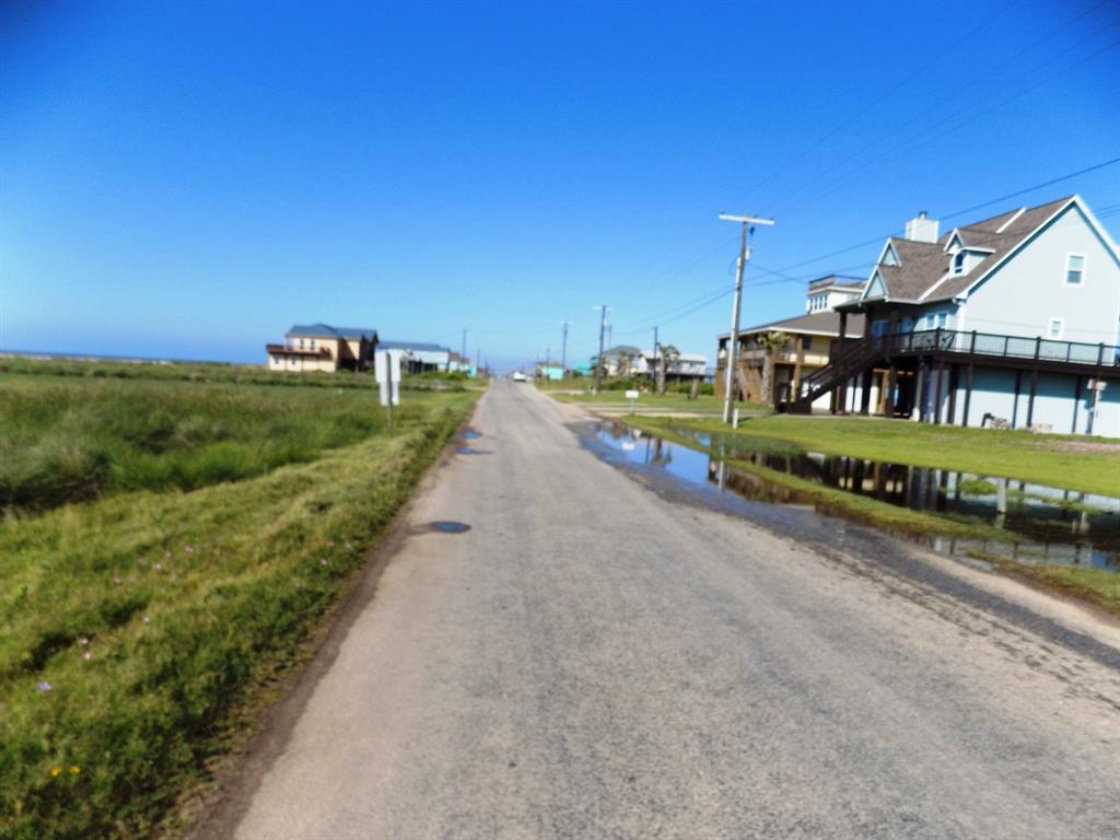 2214 Canal Drive, Sargent, Texas image 5