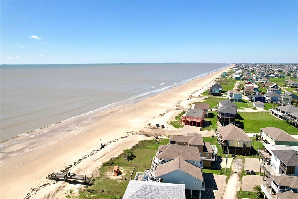982 Cove, Crystal Beach, Texas image 8