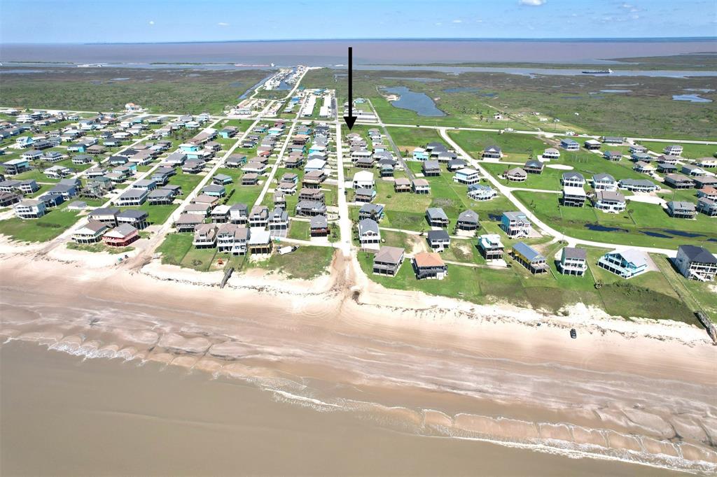 982 Cove, Crystal Beach, Texas image 4