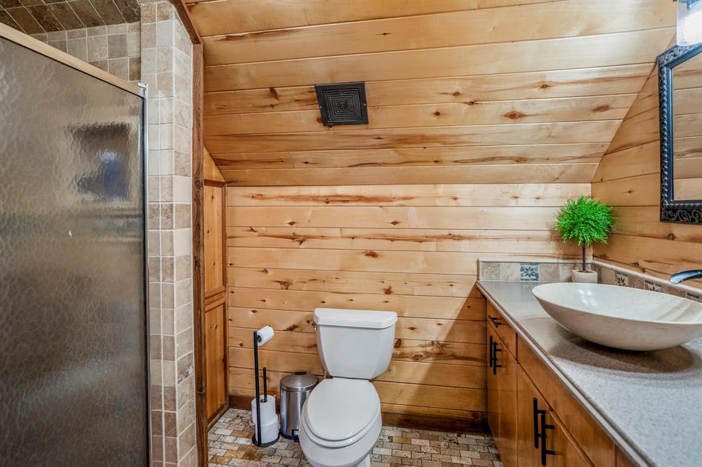 1760 County Road 215, Weimar, Texas image 10