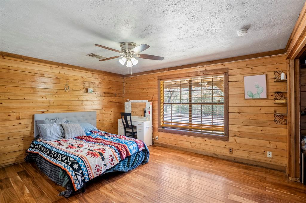 1760 County Road 215, Weimar, Texas image 13