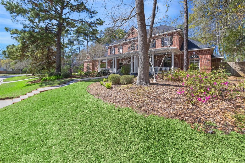 1506 Sheltering Oaks Lane, Kingwood, Texas image 2