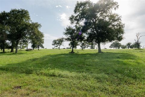 000 Aztec Lane New Ulm TX 78950