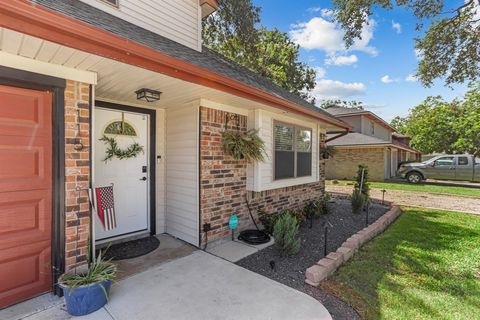 A home in Clute