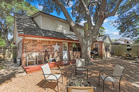 A home in Clute