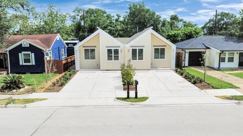 3453 Mainer Street Houston TX 77021
