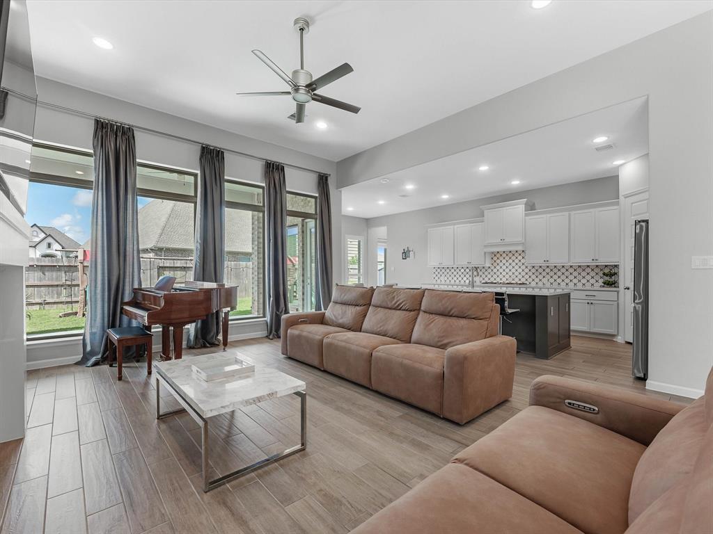 5622 Ash Valley Drive