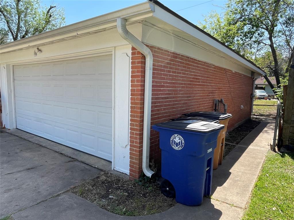 1703 Larkwood Court