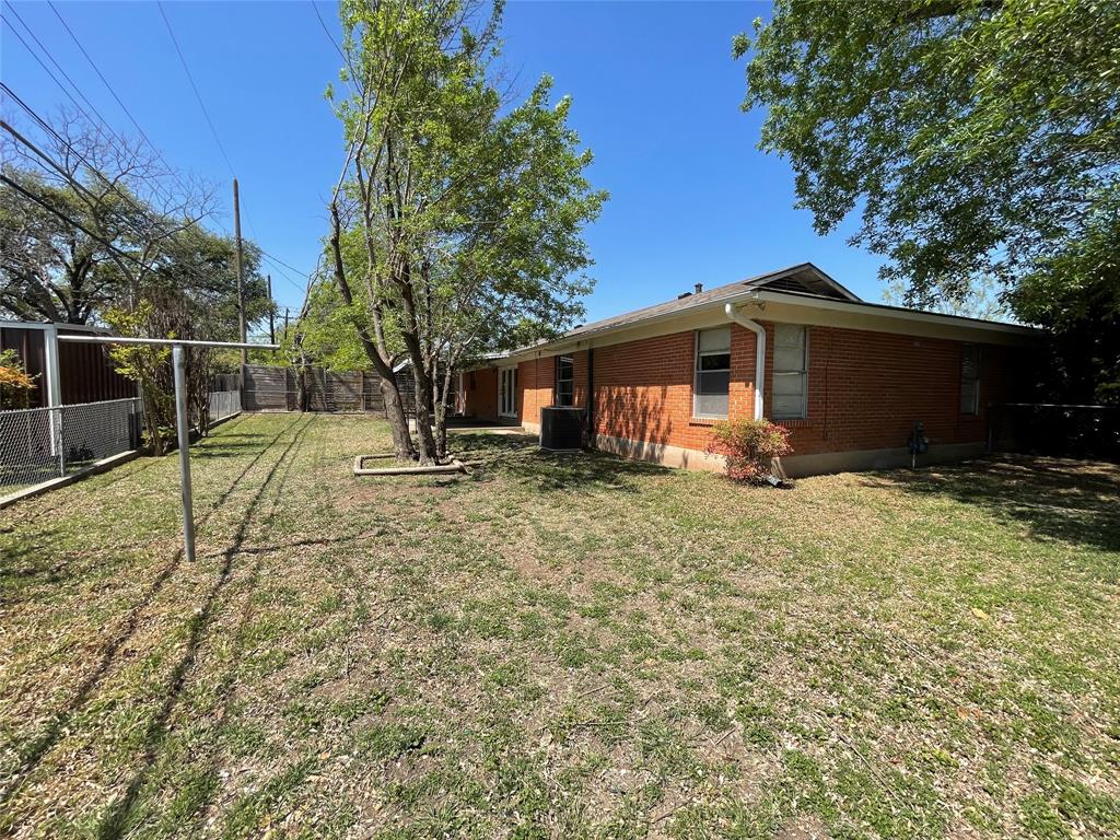 1703 Larkwood Court