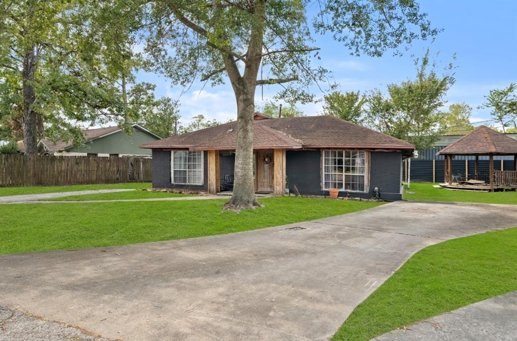 5919 Shirley Mae Lane, Houston, Texas image 1